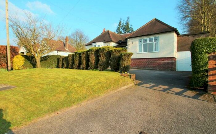 4 Bedroom Detached House To Rent In Tring Road, Dunstable, LU6