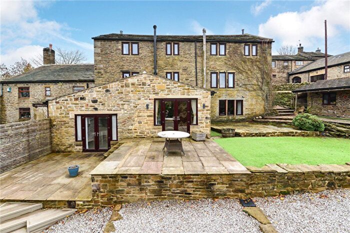 6 Bedroom Barn Conversion For Sale In Hill Top Road, Hainworth, Keighley, West Yorkshire, BD21