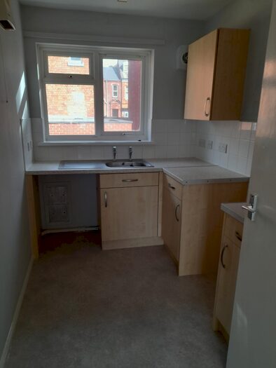 1 Bedroom Flat To Rent In St. Faiths Court, West Parade, Lincoln, Lincolnshire, LN1