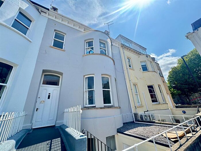 10 Bedroom Terraced House For Sale In Sunderland Place, Bristol, BS8