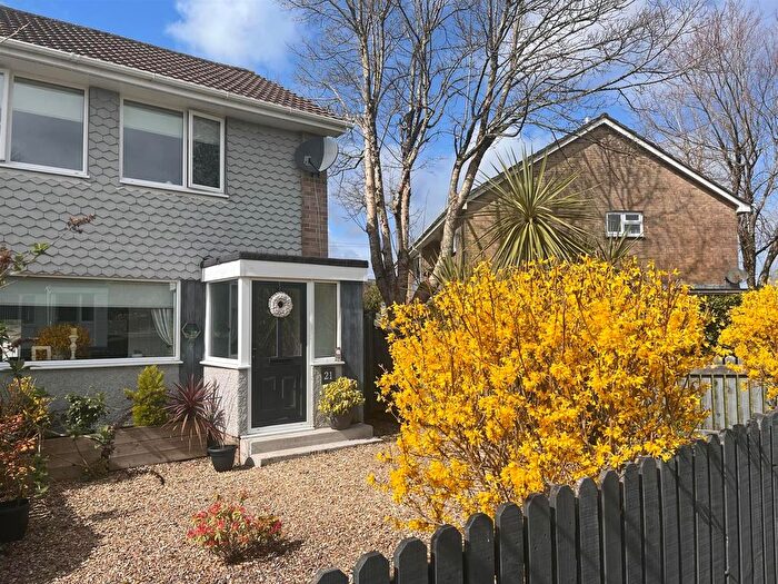 3 Bedroom End Of Terrace House For Sale In Johnson Close, Bere Alston, Yelverton, PL20