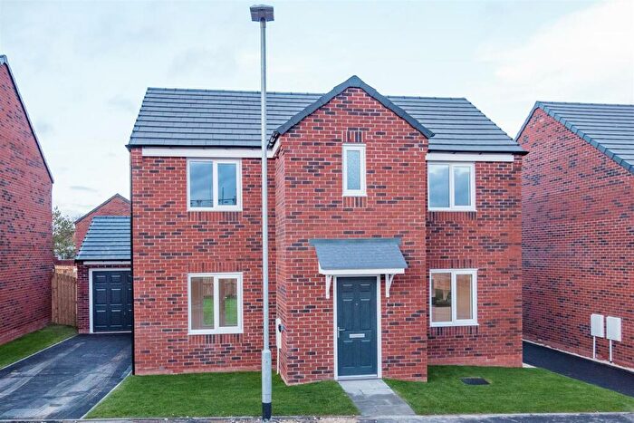 4 Bedroom Detached House To Rent In St Andrews Heights, Sutton In Ashfield, NG17