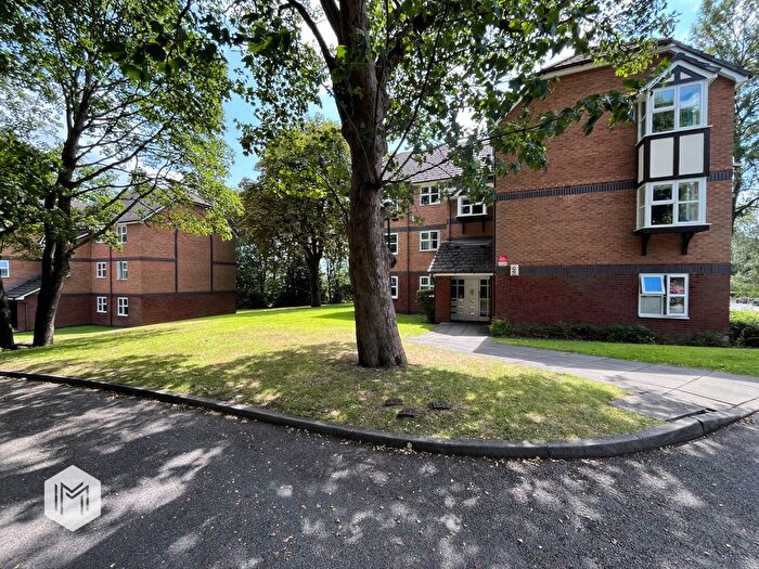 2 Bedroom Flat To Rent In Monroe Close, Salford, Greater Manchester, M6