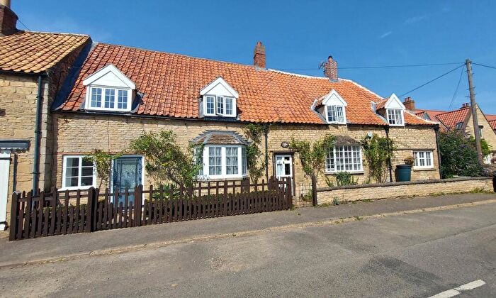 3 Bedroom Cottage For Sale In High Street, Swinstead, Grantham, NG33