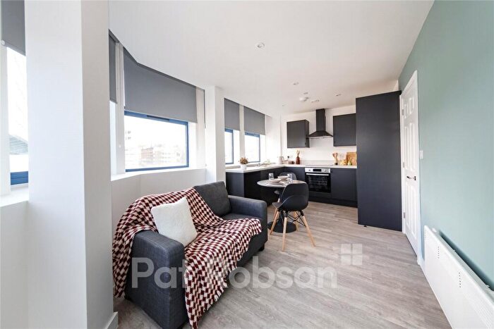 1 Bedroom Apartment To Rent In Cuthbert House, Manor Chare, Newcastle Upon Tyne, NE1