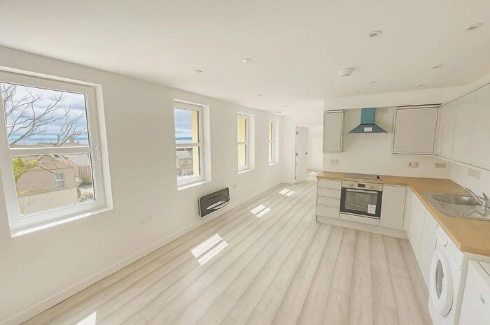 1 Bedroom Flat To Rent In Hanover Street, Mount Pleasant, Swansea, SA1