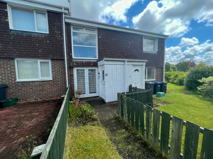 2 Bedroom Apartment To Rent In Richmond Road, Newton Hall, Durham, DH1