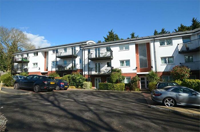 2 Bedroom Flat To Rent In Meridian Close, Mill Hill, NW7