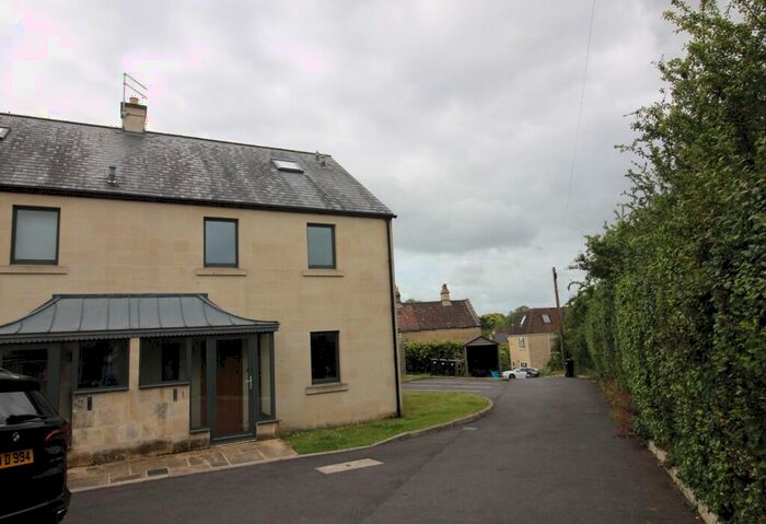 3 Bedroom End Of Terrace House To Rent In Darlington Road, Bath, BA2