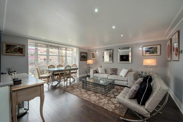 2 Bedroom Flat To Rent In Harrods Village, London, SW13