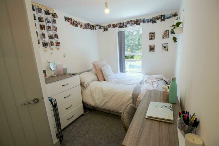 7 Bedroom House To Rent In Teignmouth Road, Birmingham, B29