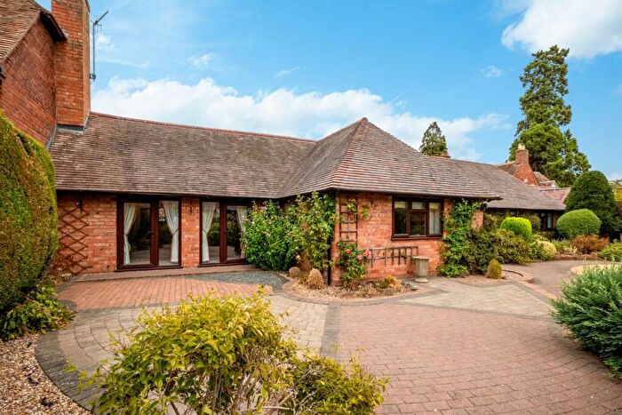 3 Bedroom Barn Conversion For Sale In Binton, Stratford-upon-Avon, CV37