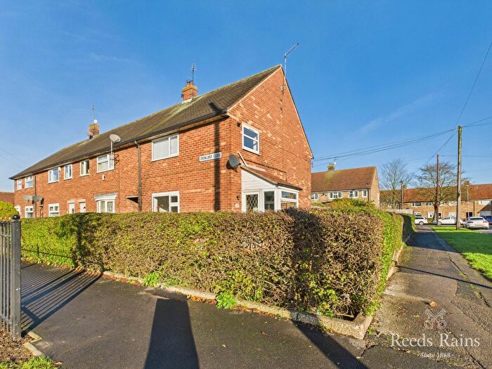 3 Bedroom End Terrace House For Sale In Crowland Close, Hull, East Yorkshire, HU8