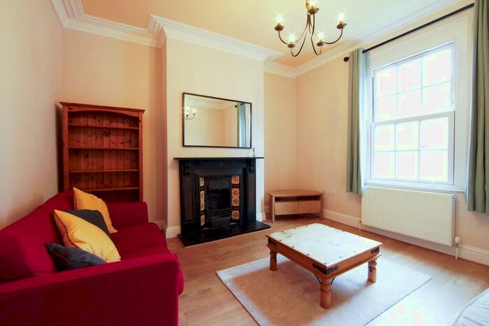2 Bedroom Maisonette To Rent In City Road, St. Pauls, Bristol, BS2