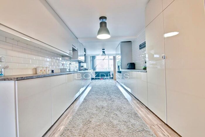 5 Bedroom Detached House For Sale In Point Clear Road, Point Clear, CO16