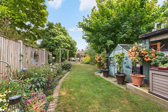 3 Bedroom Semi-Detached House For Sale In Avery Hill Road, London, SE9