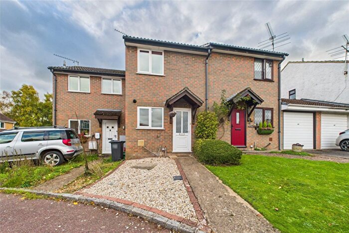2 Bedroom Terraced House For Sale In Sparrow Close, Wokingham, Berkshire, RG41