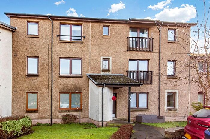 2 Bedroom Flat For Sale In Fechney Park, Perth, PH1