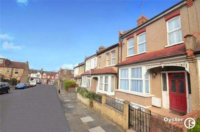 3 Bedroom Terraced House To Rent In Park View Crescent, London, N11