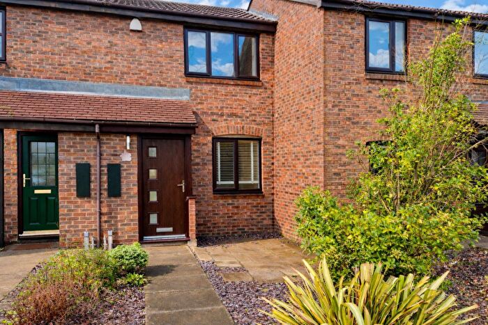 2 Bedroom Terraced House For Sale In Hunters Place, Newcastle Upon Tyne, NE2