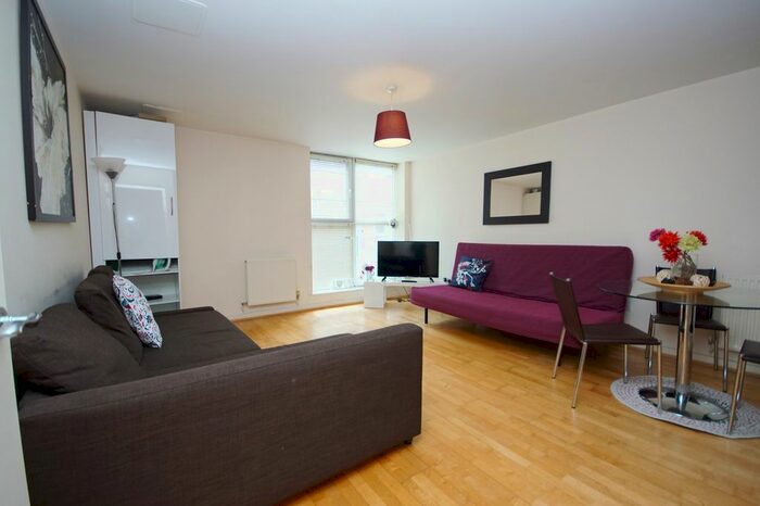 1 Bedroom Flat To Rent In Seward Street, Clerkenwell, EC1V