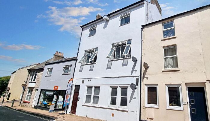1 Bedroom Flat To Rent In Fortuneswell, Portland, DT5