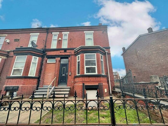1 Bedroom Flat To Rent In Barton Road, Stretford, Manchester, M32