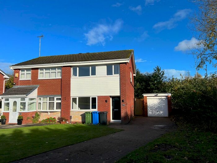 3 Bedroom Semi-Detached House To Rent In Buttermere Grove, Beechwood, Runcorn, WA7