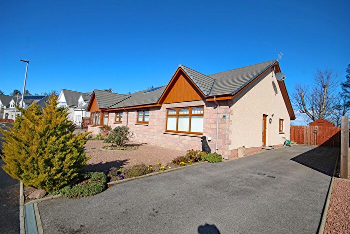 2 Bedroom Semi-detached Bungalow For Sale In Boyne Court, Ladysbridge, By Banff, AB45