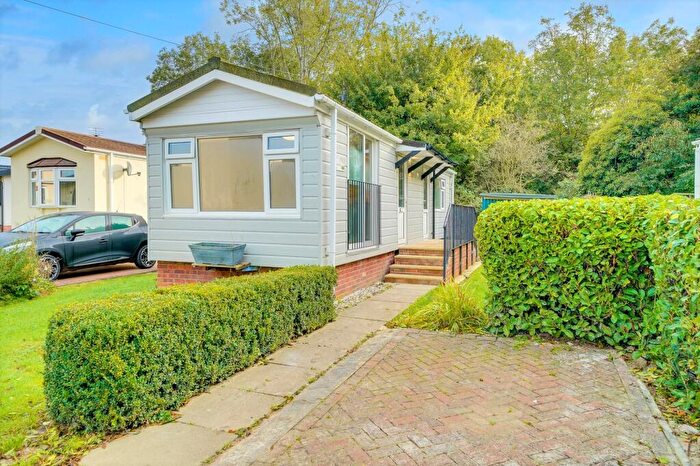 1 Bedroom Property To Rent In Brook Way, St. Ives, PE27