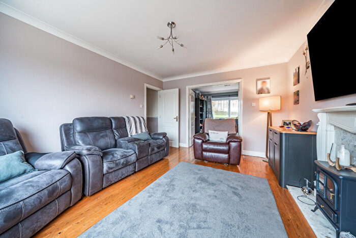 4 Bedroom Detached House For Sale In Torridge Close, Greenmeadow, SN25