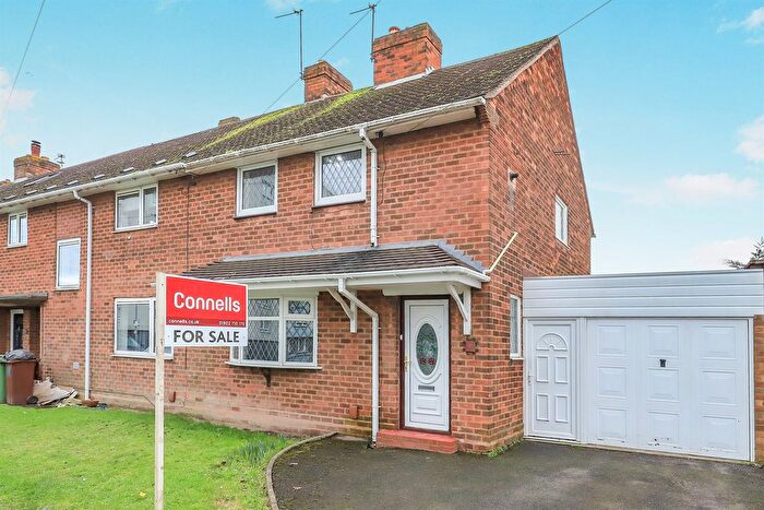 2 Bedroom End Terrace House For Sale In Park View Road, Bilston, WV14