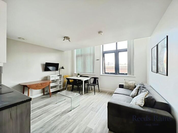 Apartment To Rent In Leigh Street, Liverpool, Merseyside, L1