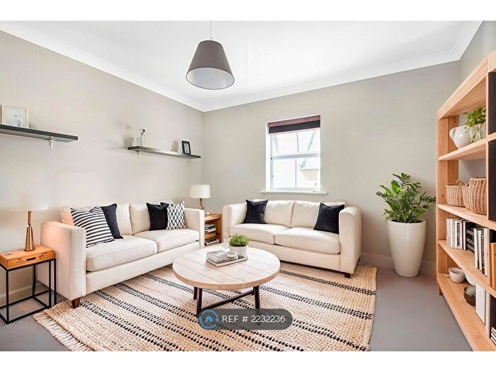 2 Bedroom Flat To Rent In Reliance Way, Oxford, OX4