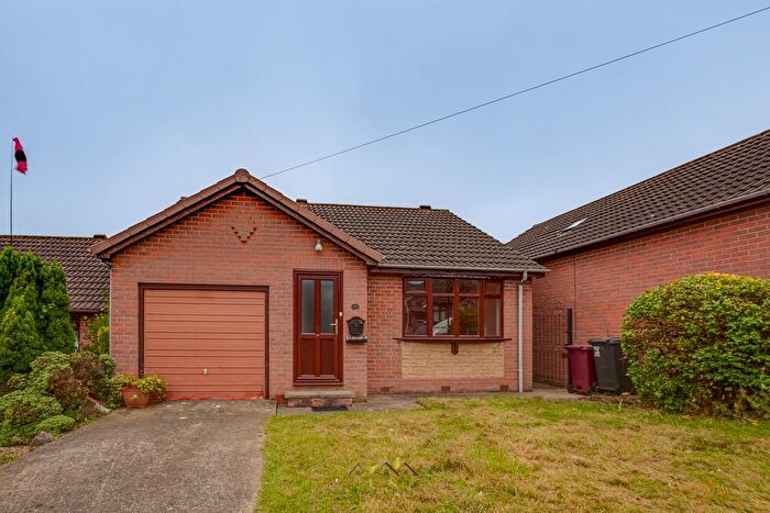 2 Bedroom Detached Bungalow For Sale In Aspen Close, Killamarsh, Sheffield, S21
