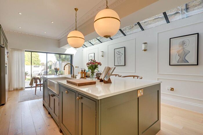 4 Bedroom Terraced House For Sale In Mount Pleasant Road, Hither Green, SE13