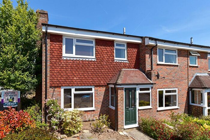 3 Bedroom Semi Detached House For Sale In Meadow Way, Petworth, West Sussex, GU28