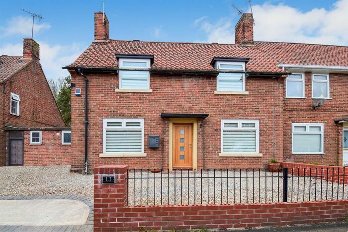 3 Bedroom Semi-Detached House For Sale In Wright Crescent, Bridlington, Yorkshire, YO16