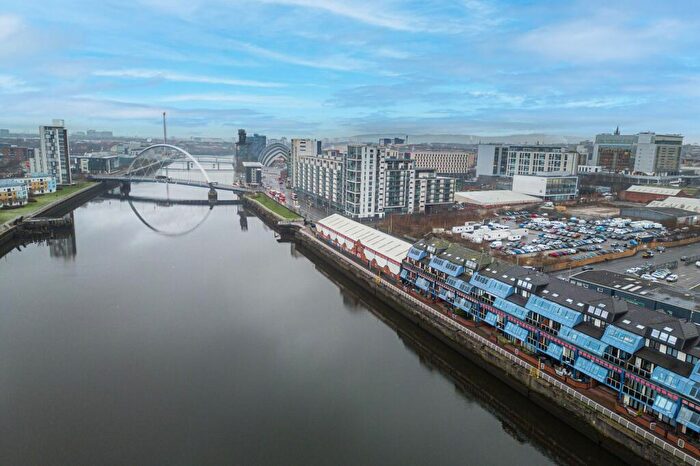 1 Bedroom Flat For Sale In Lancefield Quay, Finnieston, G3