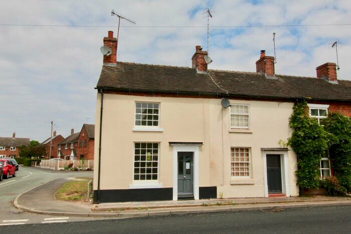 2 Bedroom Character Property To Rent In Stone Road, Eccleshall, Staffordshire, ST21