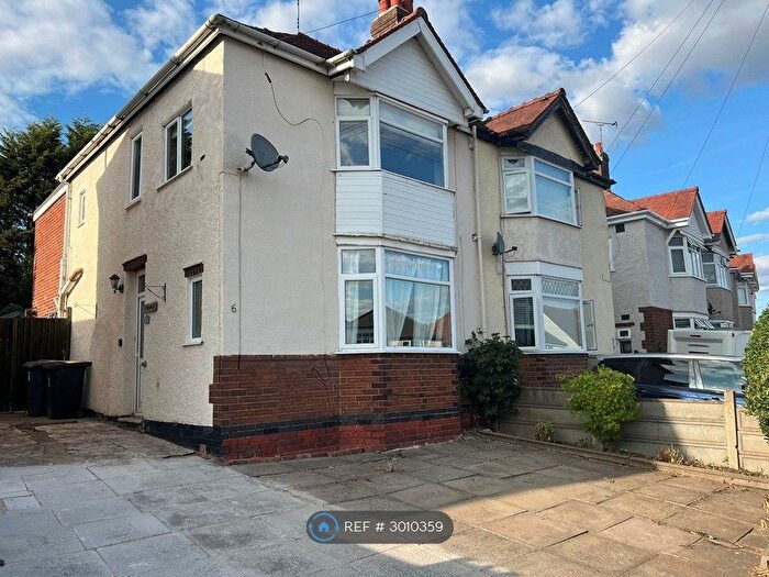 3 Bedroom Semi-Detached House To Rent In Glenfield Avenue, Nuneaton, CV10