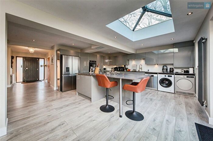 3 Bedroom Detached House For Sale In Nevis Drive, Crewe, Cheshire, CW2