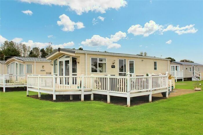 2 Bedroom Bungalow For Sale In Coast Road, Corton, Lowestoft, Suffolk, NR32