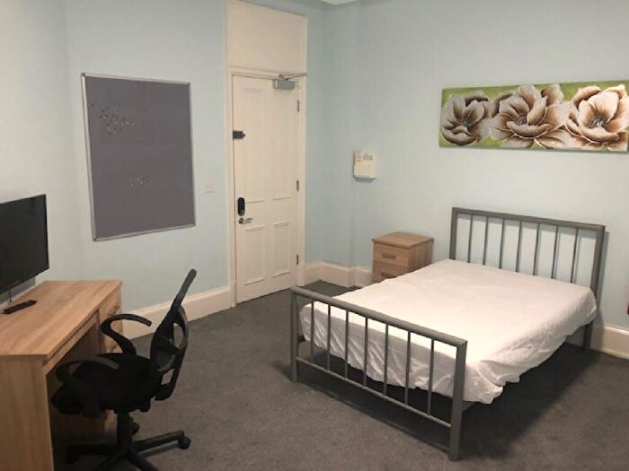 Studio To Rent In Studio, Birmingham, West Midlands, B3