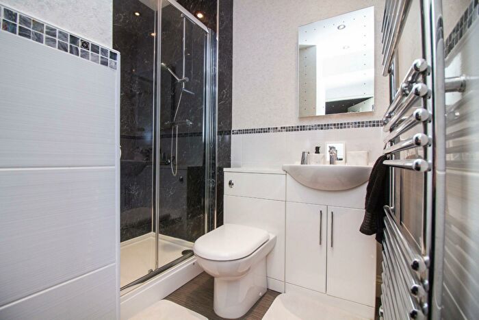 3 Bedroom Terraced House For Sale In Front Street, Tynemouth, North Shields, NE30