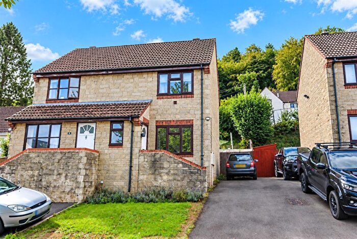 2 Bedroom Semi-Detached House For Sale In Weavers Close, Dursley, GL11