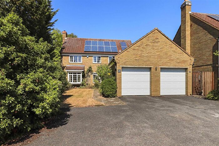 4 Bedroom Detached House For Sale In Comberton Road, Toft, CB23