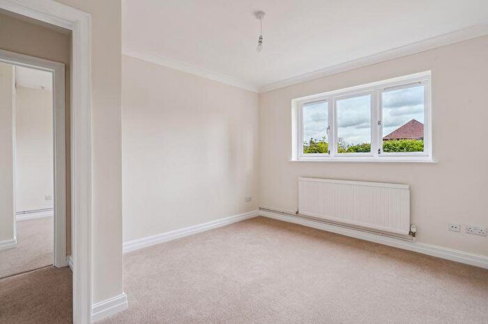 2 Bedroom Retirement Property For Sale In Main Road, Naphill, HP14