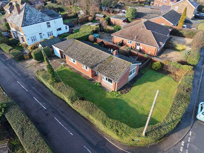 3 Bedroom Detached Bungalow For Sale In Parish Piece, Holmer Green, Buckinghamshire, HP15