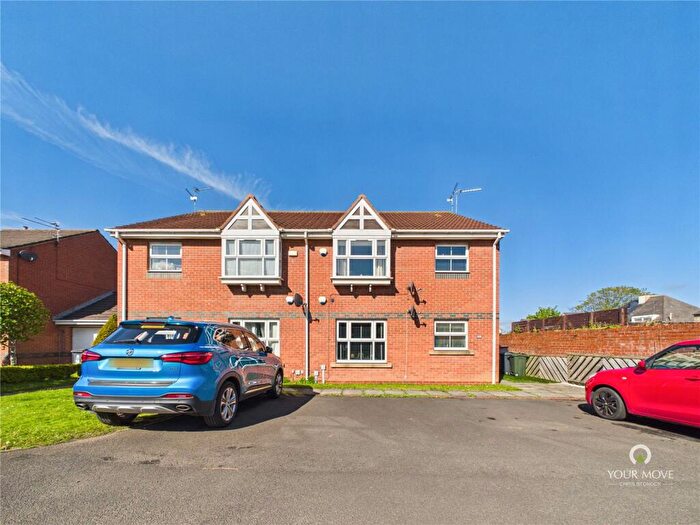 2 Bedroom Flat For Sale In Hillheads Court, Whitley Bay, North Tyneside, NE25